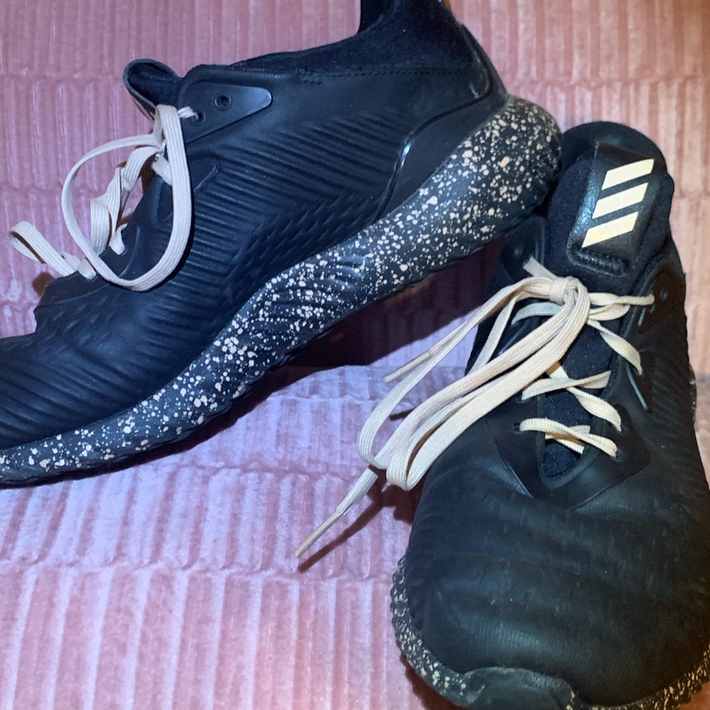 Adidas Alphabounce